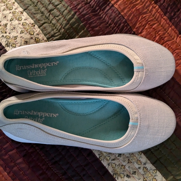 GRASSHOPPERS* linen look mushroom Reveal skimmer flat sneaker shoe sz 8.5 - Picture 3 of 16